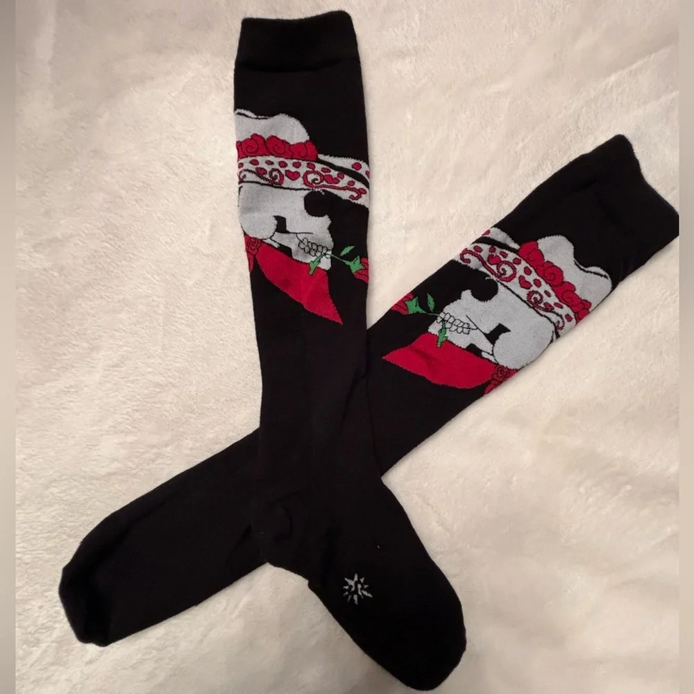 Day of the dead 🌹 💀 Mexican skull cowboy socks 🧦 BRAND NEW - Picture 2 of 6